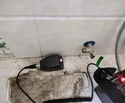 武安屋顶漏水维修公司分享下卫生间漏水的危害及解决方法